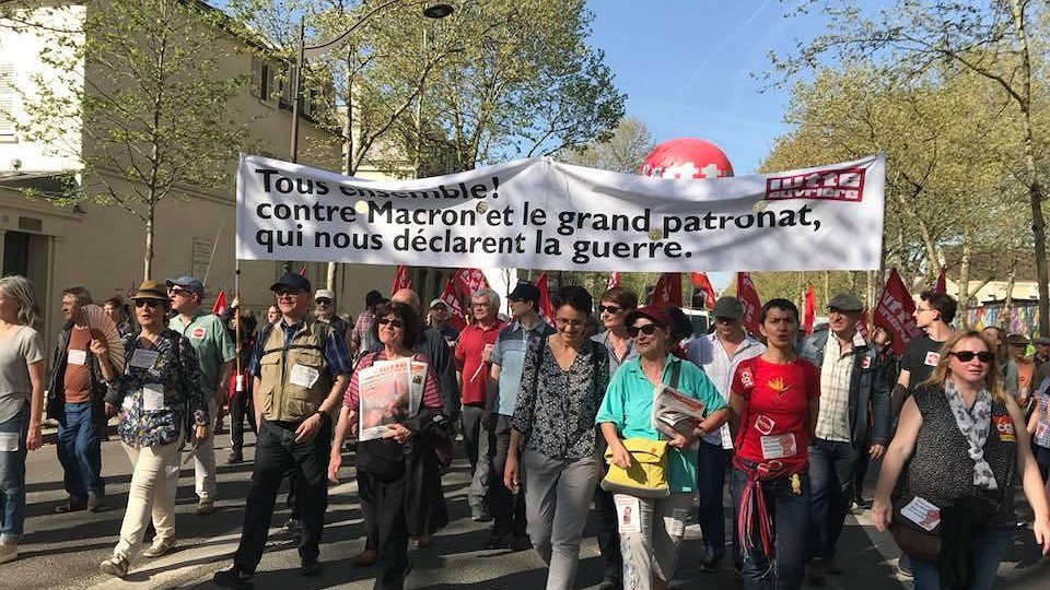 Illustration - Macron : dévoué aux capitalistes, en guerre contre les travailleurs